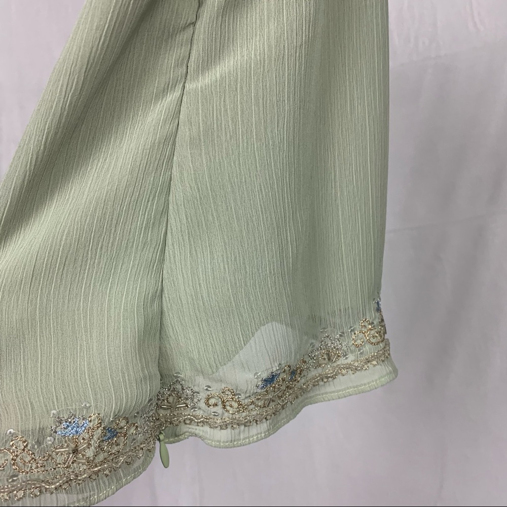 ricki's green camisole - Picture 8 of 10